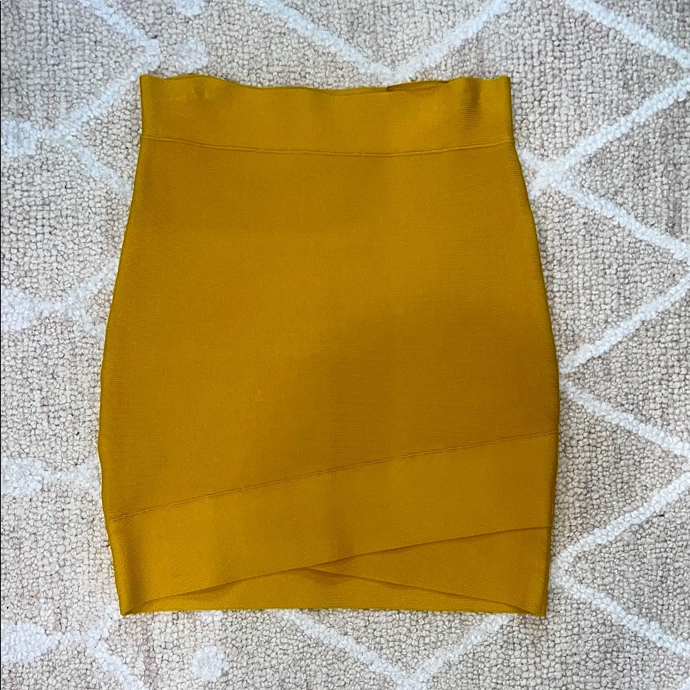 BCBG | Mustard Yellow Women's Bandage Skirt | Size: Small